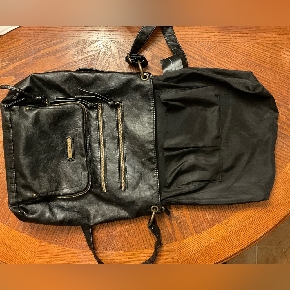 Stone & Company Gold Hardware Durable Leather Look Multi Zipper Crossbody Bag! - Picture 9 of 16
